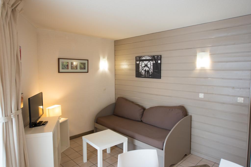 Terres De France - Residence Les Silenes อัลวาร์ ภายนอก รูปภาพ
